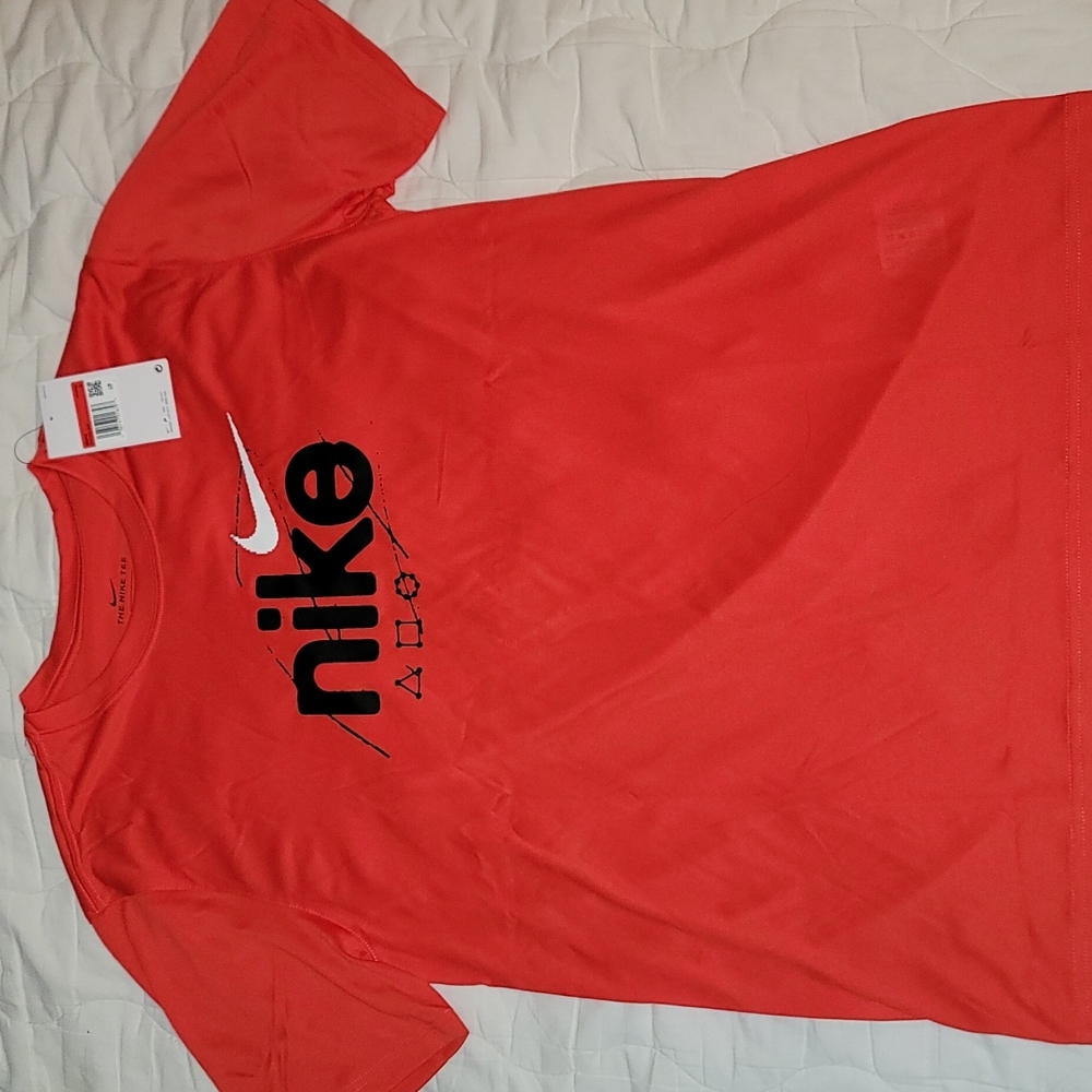 NWT Nike Dri-Fit Wild Clash Training Shirt